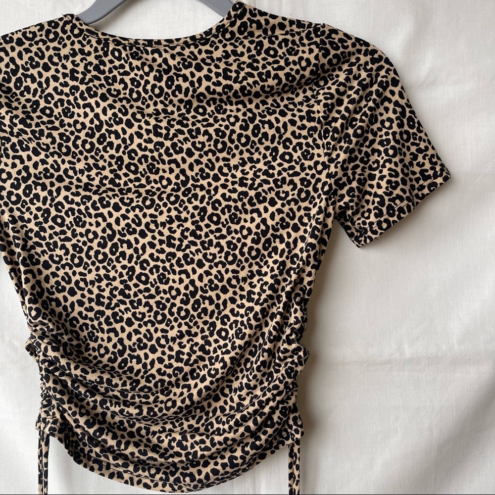 Leopard Print Ruched Crop Top - Picture 7 of 9